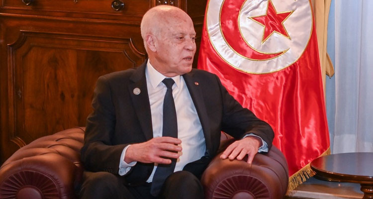 رئيس الدولة ينهي مهام كاتب عام وزارة المالية 