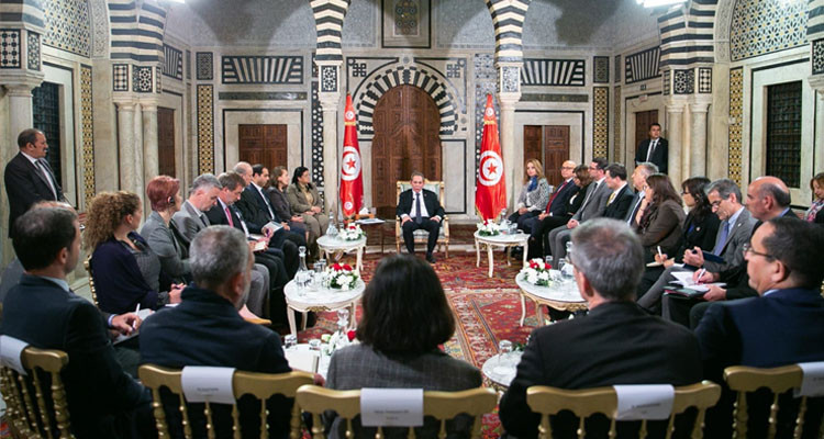 رئيس الحكومة يستقبل رؤساء بعثات فنية ومالية دولية معتمدة ببلادنا 