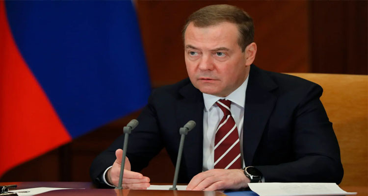 مدفيديف محذرا: لا نريد مهاجمة أحد فلا تختبروا صبرنا لأننا سنؤذيكم