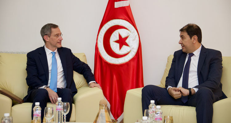 La visite de l'ambassadeur Hood à Tozeur met en lumière le partenariat entre les Etats-Unis et la Tunisie