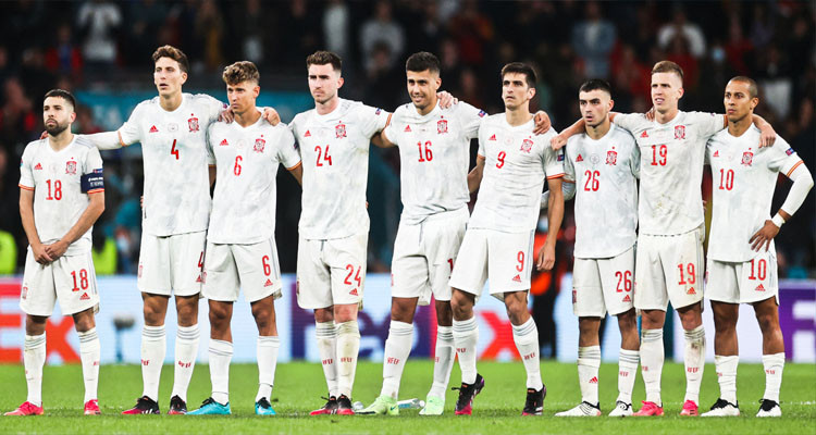 شبح الاقصاء من ''الأورو'' يتهدد جديا ''الماتادور'' الاسباني 