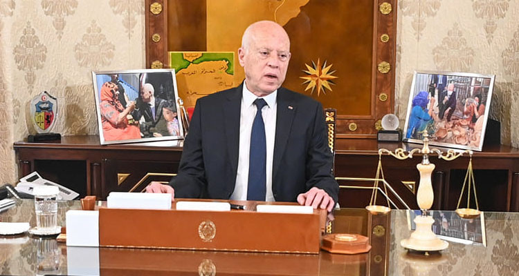 رئيس الدولة ينهي مهام القنصل العام لتونس بطرابلس