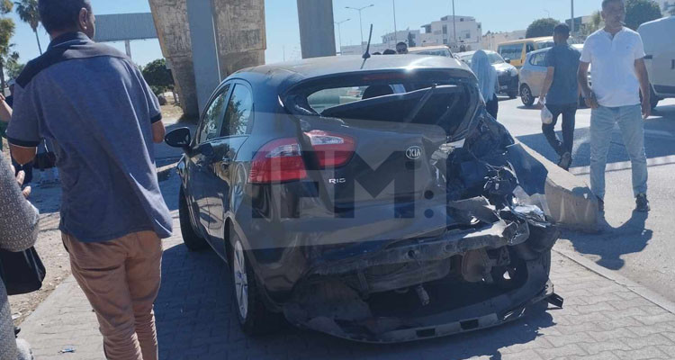 العوينة: سيارة مسرعة تصدم حافلة تابعة لشركة نقل تونس
