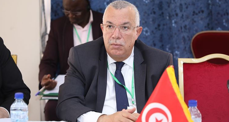 عمداء المحامين يقنعون نور الدين البحيري بتعليق إضراب الجوع