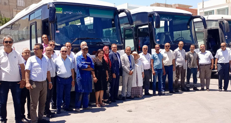 شركة النقل بنابل تعزز أسطولها بحافلتي رفاهة جديدتين 