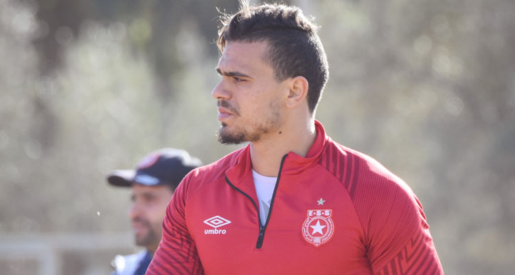 رامي القابسي يفسخ عقده مع النجم الساحلي ويتنازل عن كل مستحقاته المالية