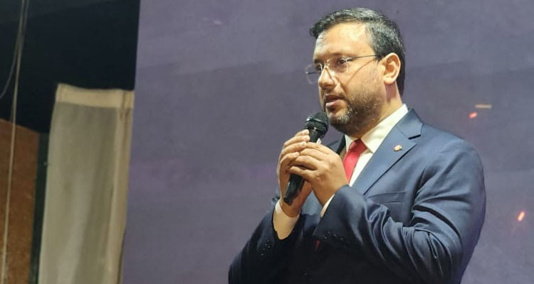 إيقاف المترشح للانتخابات الرئاسية نزار الشعري