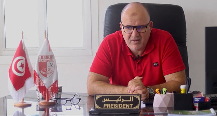 فاضل المنكبي: أشغال ملعب الكميتي تسير بنسق بطئ ونناشد السلط التدخل  