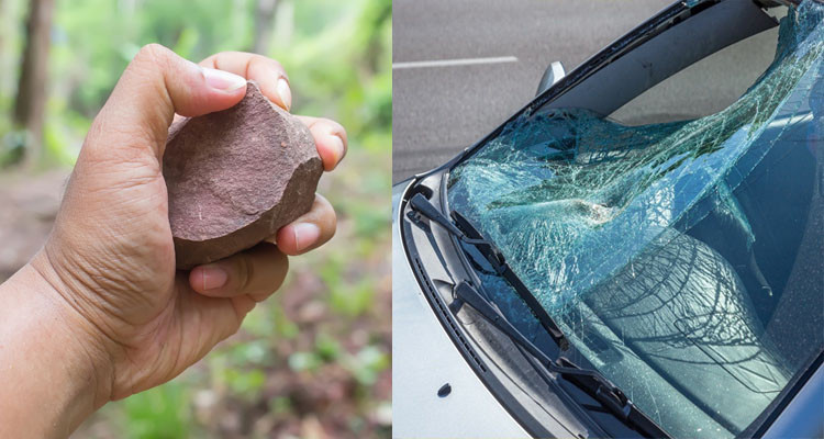 القبض على ثلاثة مراهقين يرشقون السيارات بالحجارة 