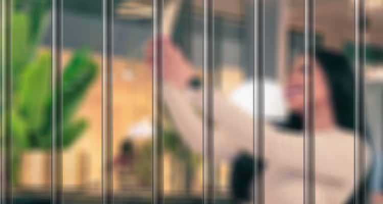 السجن أربع سنوات ونصف في حق ''أنستغراموز'' 