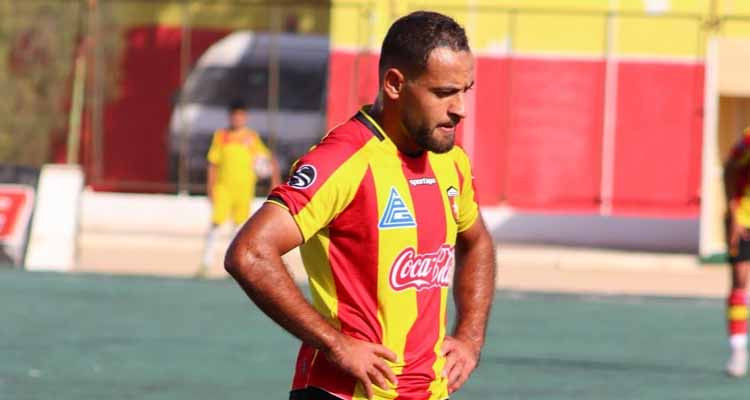 لاعب نجم المتلوي أحمد أولاد باهية يتعرض لكسر مضاعف 