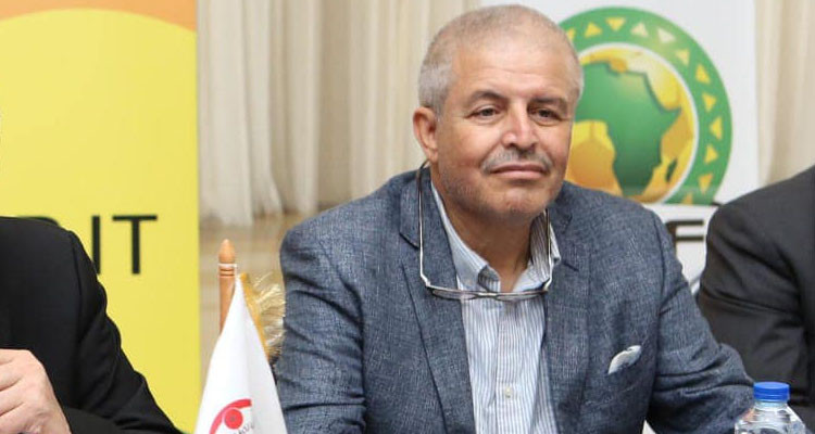 محمود الهمامي يقدم ملف ترشحه لرئاسة جامعة كرة القدم  