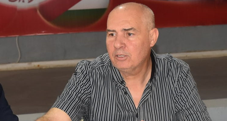 محمد عباس: المعارضة النقابية تذكرني في ''ميليشيات المزالي''