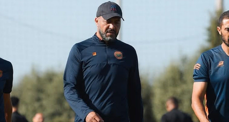 معين الشعباني: مستعد لتدريب المنتخب مجانا لكنني أحترم التزاماتي مع نهضة بركان