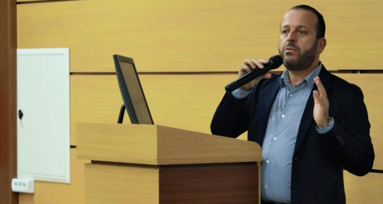 بن صالحة: الوحدة الوطنية ليست سفينة نوح ولا عفوا على أصحاب الأيدي الملطخة