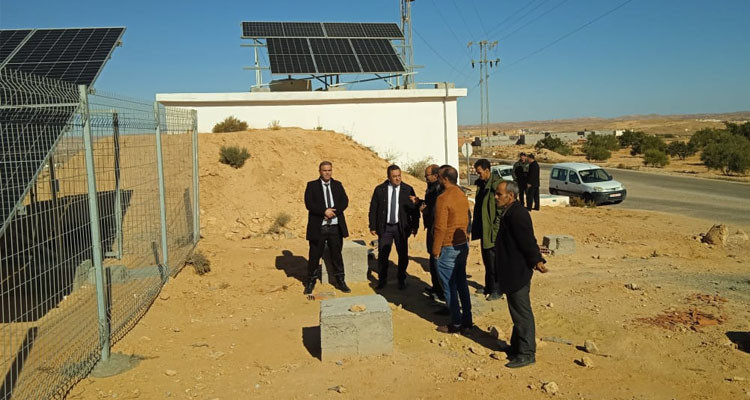 والي مدنين يدشن مركز الصحة الأساسية ومضخة لمياه الشرب بالطاقة الشمسية