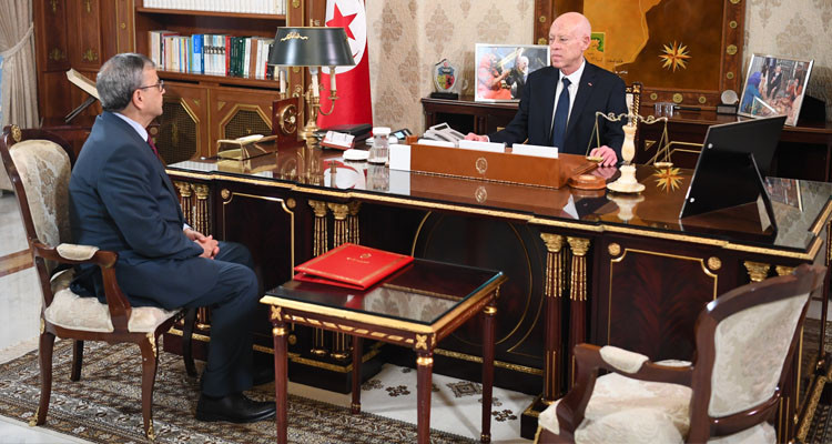 رئيس الدولة: على جميع البنوك الامتثال للقانون وتعليمات البنك المركزي