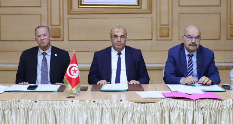 إحداث نقاط بيع من المنتج إلى المستهلك بعدد من معتمديات بن عروس