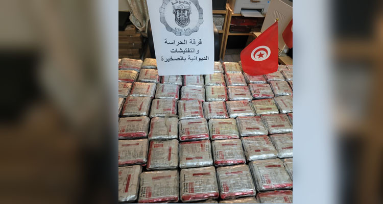 الصخيرة: إحباط إيصال شحنة بـ57 ألف حبة دواء مخدر إلى العاصمة  
