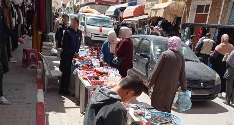 تطاوين: غابت فرق المراقبة فعاد الانتصاب الفوضوي