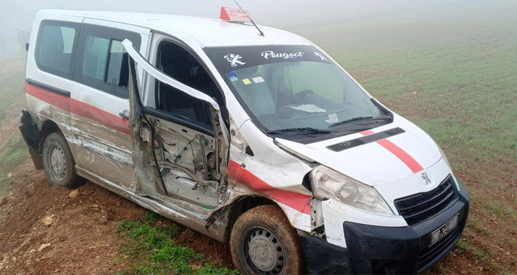 تستور: ثلاثة مصابين في حادث تصادم سيارة ''لواج'' بأخرى سياحية