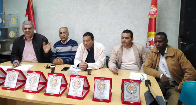 كاتب عام نقابة الصحة: أقول لسلطة الإشراف نريد التحاور فلا تضطرونا للاضراب