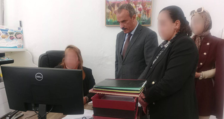والي أريانة يؤدي زيارة فجئية إلى مقر البلدية