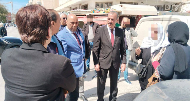 والي أريانة يشرف على حملة لزجر المتلاعبين بالأسعار والمحتكرين