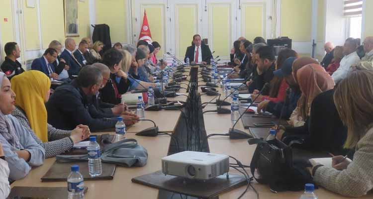 والي تونس يسدي تعليماته بإخلاء جميع البنايات المتداعية من متساكنيها