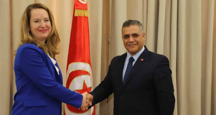 وزير الداخلية يجدد التأكيد: تونس ليست ممرا ولا مقرا للمهاجرين غير النظاميين 
