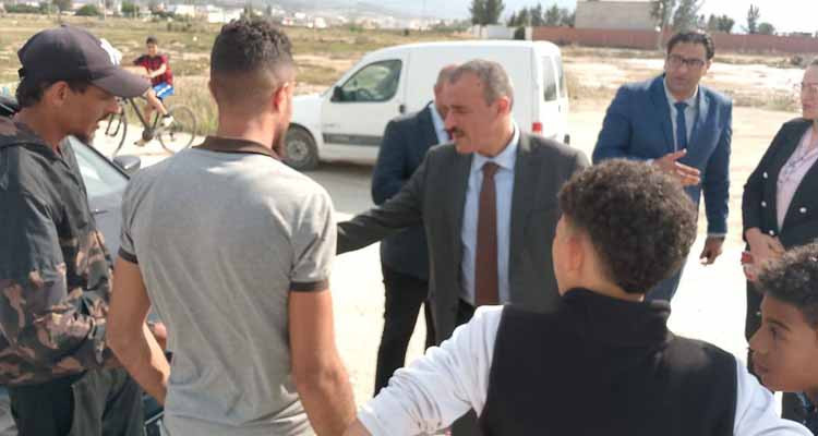 والي أريانة يسدي تعليماته باتخاذ جملة من الاجراءات لفائدة متساكني البرارجة