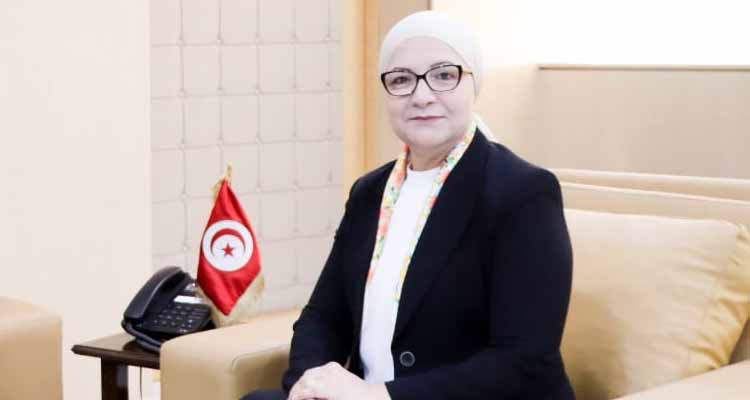 وزيرة العدل تنهي مهام مديرين بالوزارة ورئيس مصلحة 
