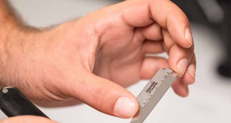 قليبية: مجهول يعتدي على النساء بشفرة حلاقة ويشيع حالة من الخوف 