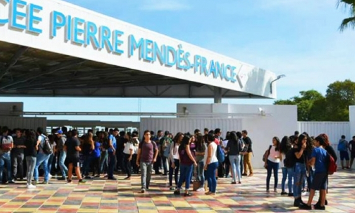 Fermeture des établissements scolaires français 