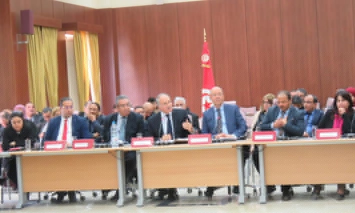وزير التربية: تواطؤ  أطراف في جرائم التحرش التي ارتكبها معلم في صفاقس جعل عدد الضحايا يرتفع الى 20 تلميذا