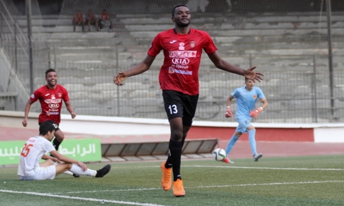 بعد تعرضه للشتم: المهاجم السابق للنادي البنزرتي يطالب بالرحيل 