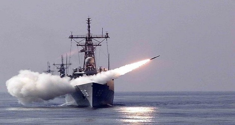 مدمرة إيرانية