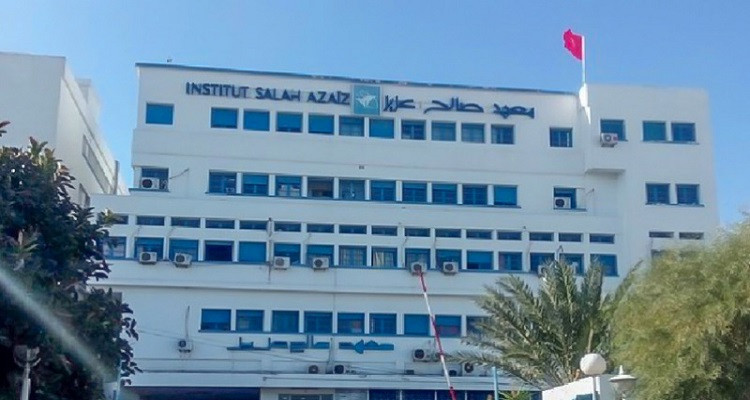 صالح عزيز