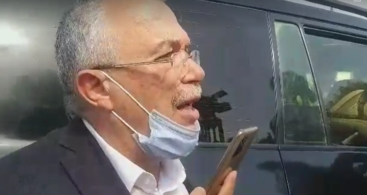 نور الدين البحيري  قيس سعيد