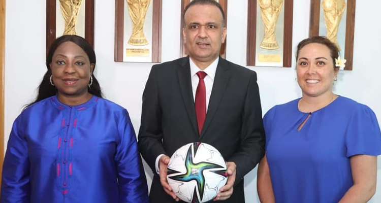 فاطمة سامورا الجامعة