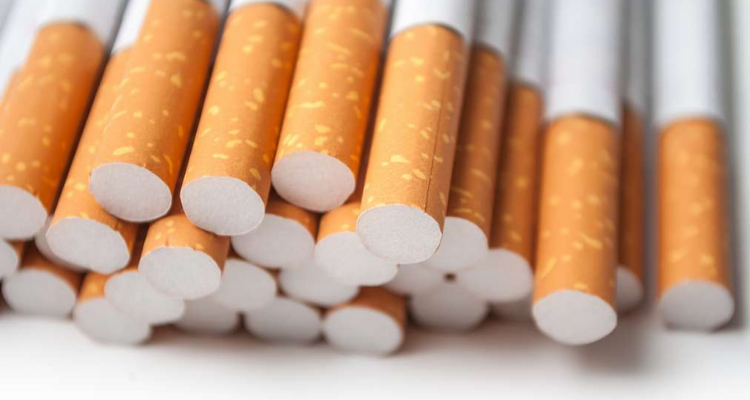 الهادي بكور السجائر