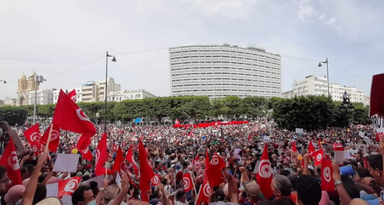 رئيس حركة النهضة صورة مفبركة للمسيرة المعارضة