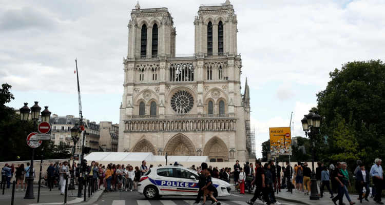 كاتدرائية نوتردام