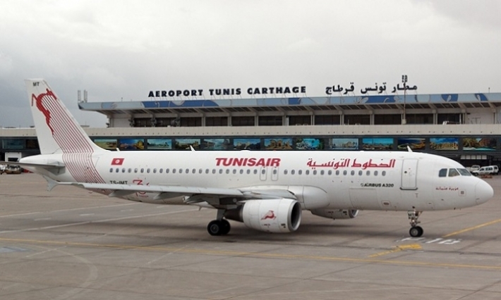الخطوط التونسية: إضطراب اشتغال أضواء الطائرة حادثة عابرة ولا تهدد سلامة المسافرين  