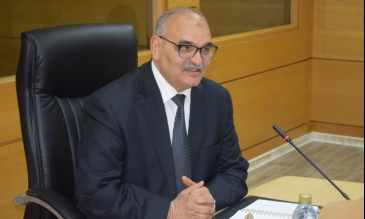 وزير التجارة يدعو من سيدي بوزيد الى نبذ اللهفة والتكالب على تخزين المواد الغذائية