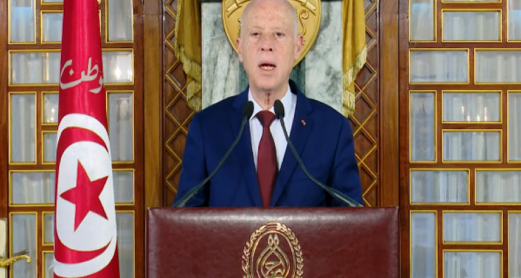 قيس سعيّد:   “ان الدولة التونسية لها رئيس واحد في الداخل وفي الخارج“
