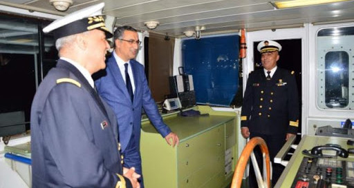 وزير الدفاع يزور القاعدة البحرية بحلق الوادي