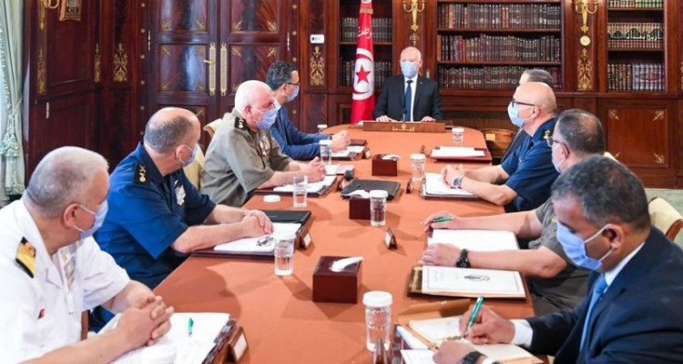 فحوى  إجتماع رئيس الجمهورية بالمجلس الأعلى للجيوش