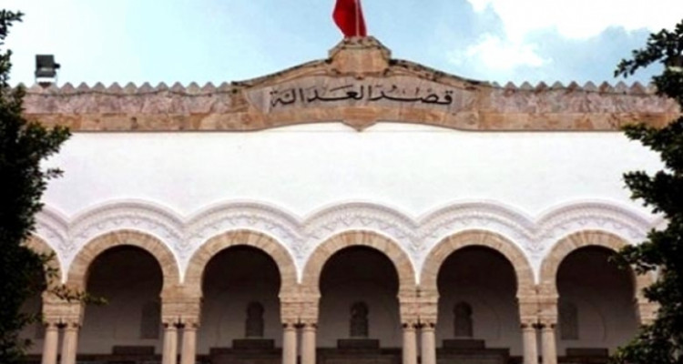 في ملف فساد شمل 14 بنكا: القضاء يشرع في محاسبة سياسيين ومسؤولين