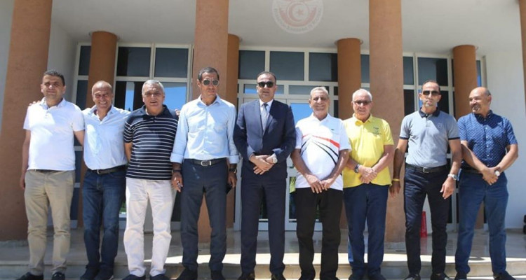 الجامعة التونسية لكرة القدم تبدي استعدادها لمساعدة جمعية قدماء لاعبي المنتخب